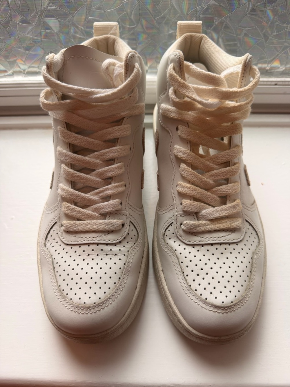 Veja White Low-Top Sneakers with Cream Interior